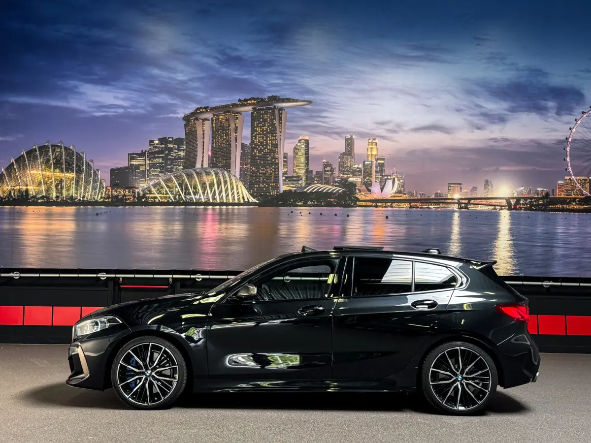 M135i xDrive High Ex H/K|Schuifdak|Camera|Leder