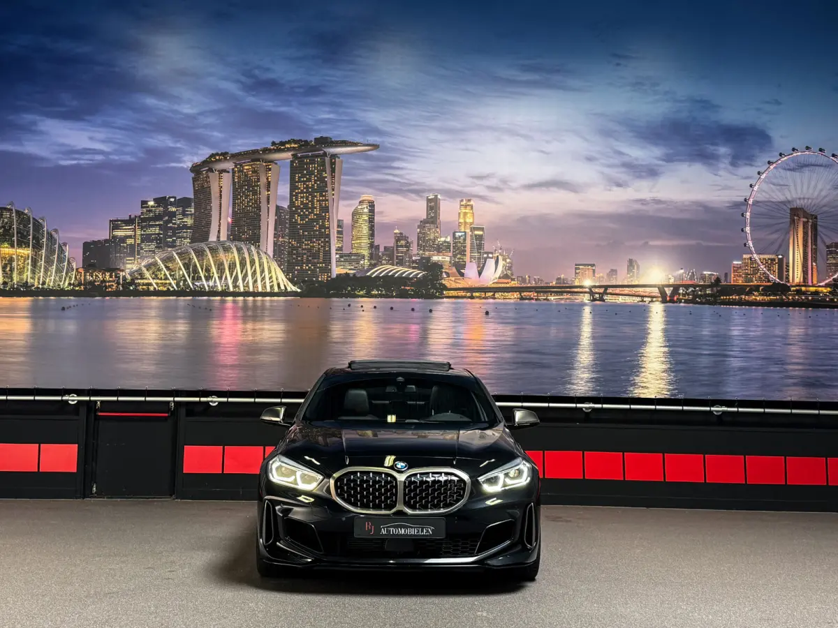 M135i xDrive High Ex H/K|Schuifdak|Camera|Leder