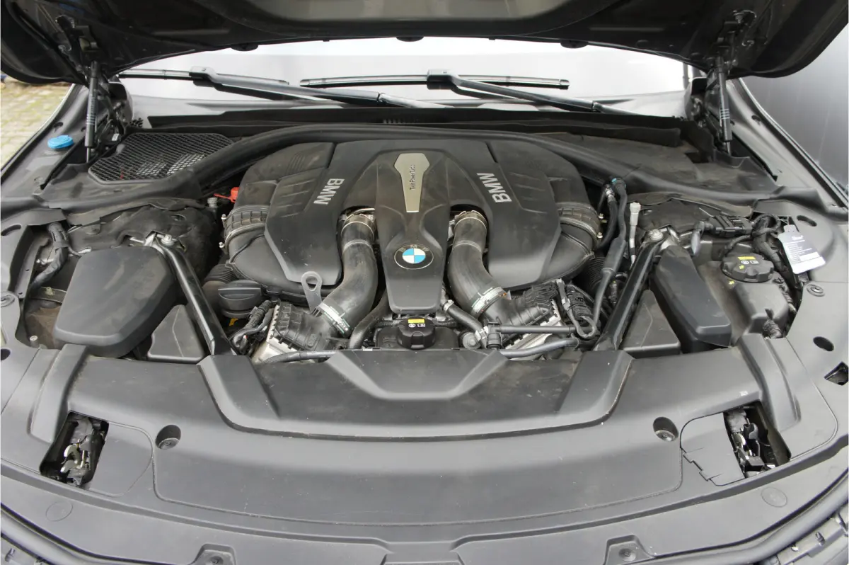 750i xDrive M sportpakket, camera rondom