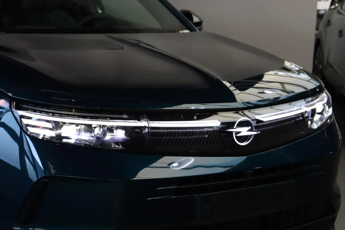 1.2 Turbo Hybrid Business Edition Panoramadak Tech. pakket info. pakket nieuw te bestellen