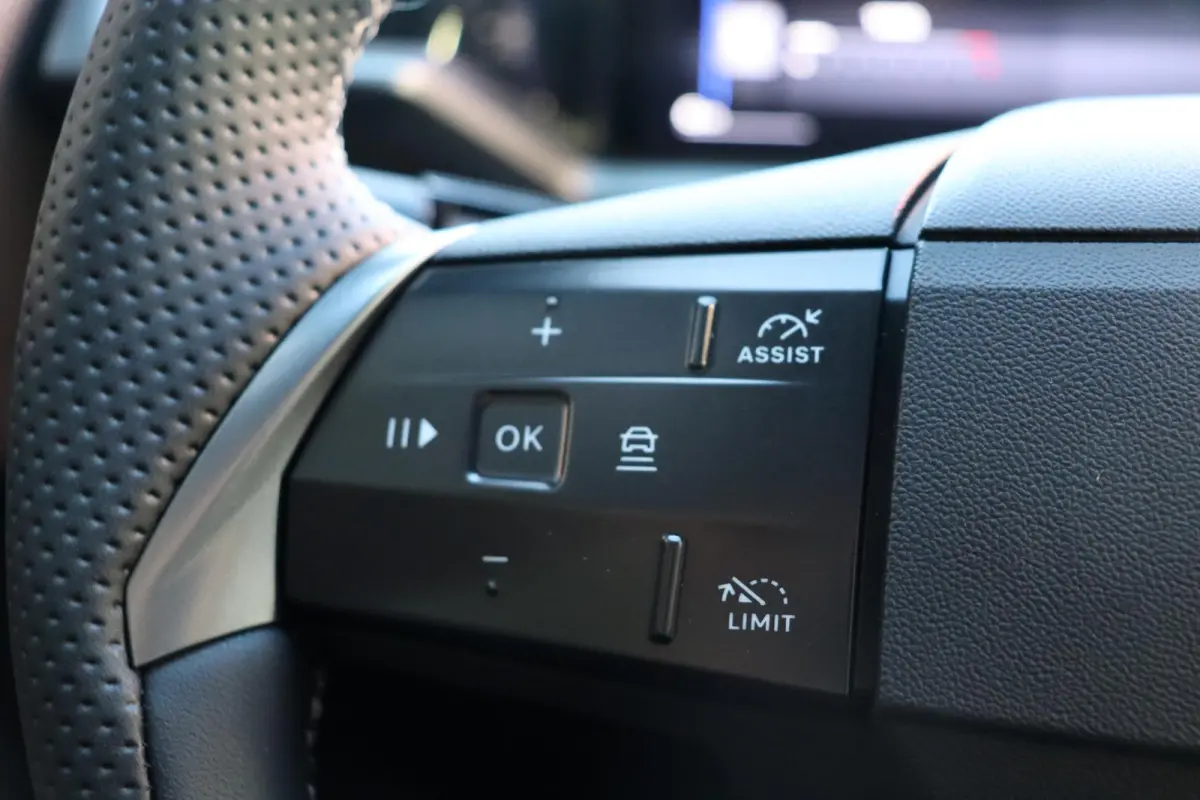 1.2 Turbo Hybrid Business Edition Panoramadak Tech. pakket info. pakket nieuw te bestellen