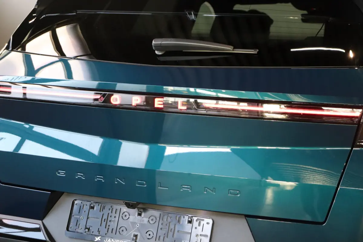 1.2 Turbo Hybrid Business Edition Panoramadak Tech. pakket info. pakket nieuw te bestellen