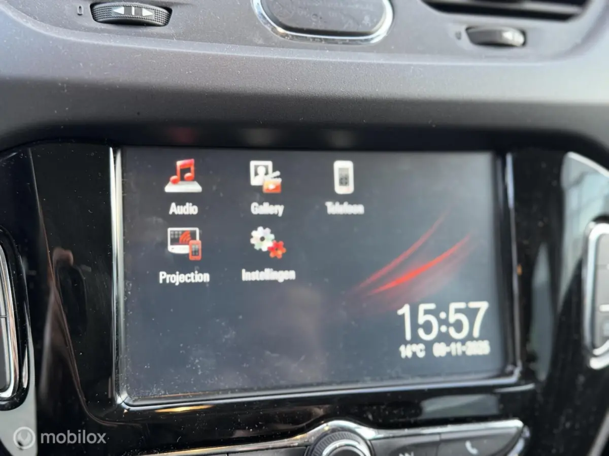 1.0 Turbo Edition 2016, Carplay, A/C, PDC, Cruise