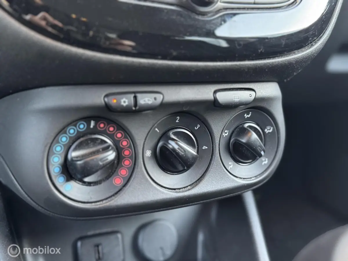 1.0 Turbo Edition 2016, Carplay, A/C, PDC, Cruise