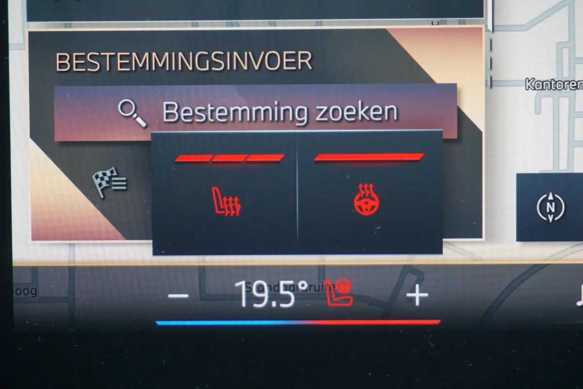 420i | M Sportpakket Pro | Glazen schuif-/kanteldak | Stuur- en stoelverwarming | Active Cruise Control | Head-Up Display | HiFi System | 19" M Y-Spaak |
