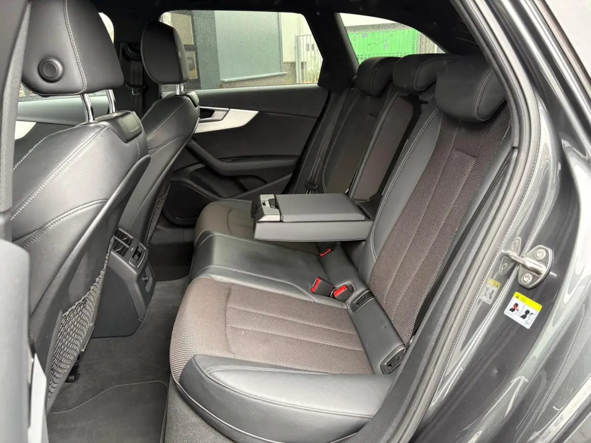 35 TFSI S edition NL.Auto/3xS-line/Matrix/Virtual Cockpit/Stoelverw./Aut.Kofferklep/1Ste Eigenaar/Dealer Onderhouden