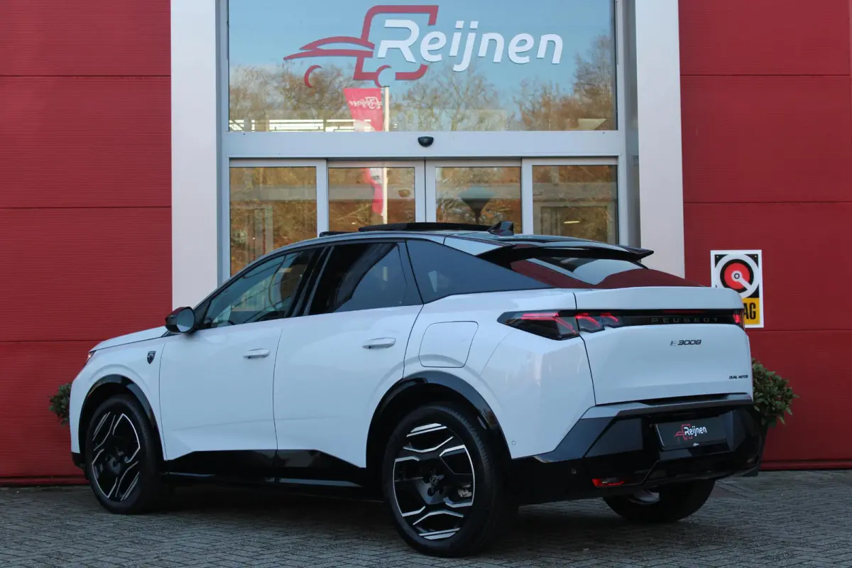 GT 325PK LAUNCH EDITION DUAL MOTOR 73KWH | PANORAMISCH SCHUIF / KANTELDAK | PREMIUM HIFI FOCAL | LEDEREN BEKLEDING NAPPA | ELEKTRISCH VERSTELBARE VOOR STOELEN, MET GEHEUGENFUNCTIE OP BESTUUR