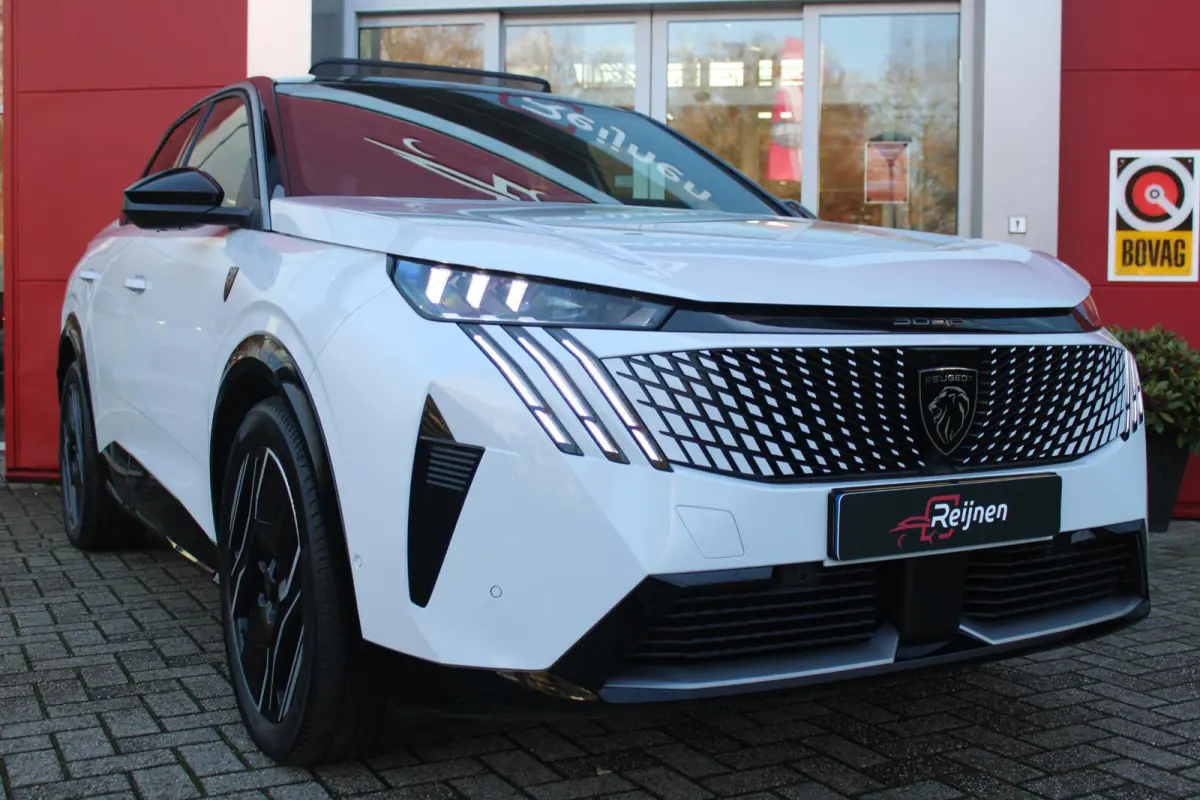 GT 325PK LAUNCH EDITION DUAL MOTOR 73KWH | PANORAMISCH SCHUIF / KANTELDAK | PREMIUM HIFI FOCAL | LEDEREN BEKLEDING NAPPA | ELEKTRISCH VERSTELBARE VOOR STOELEN, MET GEHEUGENFUNCTIE OP BESTUUR