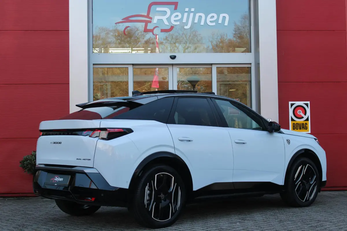 GT 325PK LAUNCH EDITION DUAL MOTOR 73KWH | PANORAMISCH SCHUIF / KANTELDAK | PREMIUM HIFI FOCAL | LEDEREN BEKLEDING NAPPA | ELEKTRISCH VERSTELBARE VOOR STOELEN, MET GEHEUGENFUNCTIE OP BESTUUR