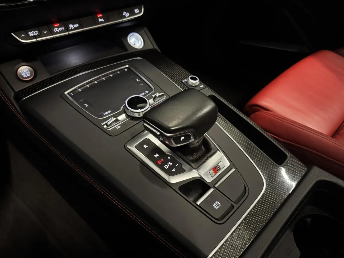 SQ5 3.0 TFSI V6 Quattro|PANO|SFEER|KEYLESS|VIRTUAL|CARBON