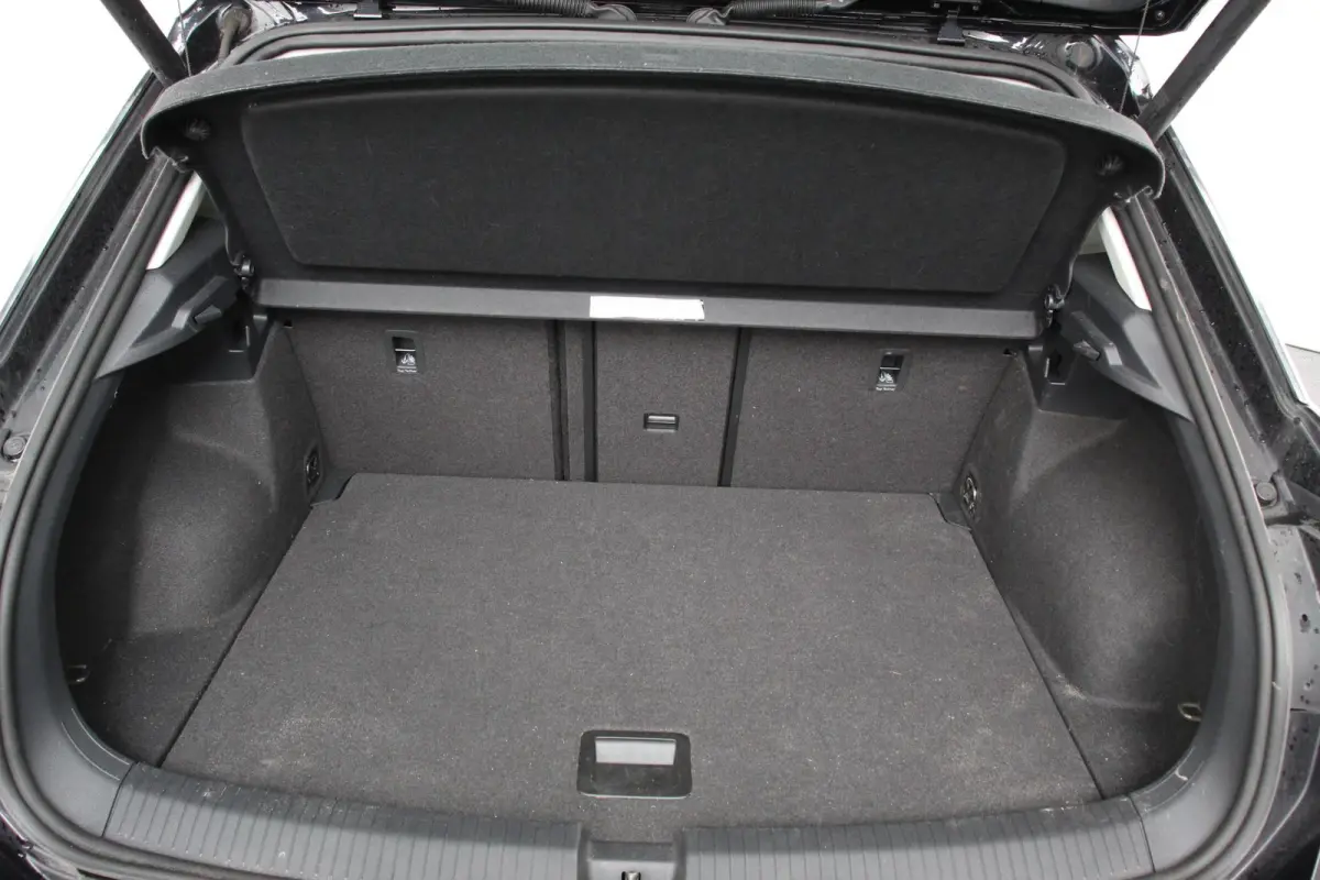 1.5 TSI DSG Style Navigatie Climate Control Adatieve Cruise Control Electrische achterklep Stuurwielverwarming Camera Parkeer Sensoren