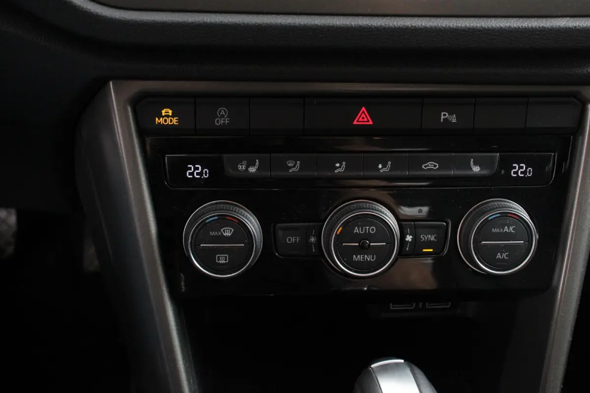 1.5 TSI DSG Style Navigatie Climate Control Adatieve Cruise Control Electrische achterklep Stuurwielverwarming Camera Parkeer Sensoren
