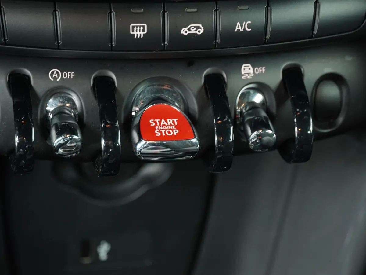 Cooper Chili | JCW-trim | NAVI | CRUISE |