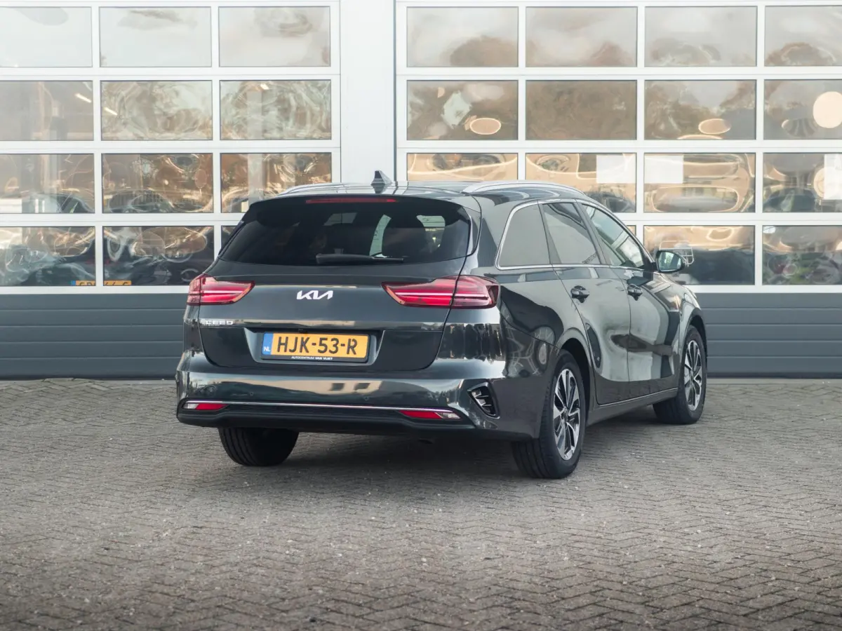 1.0 T-GDi Design Edition l Navigatie l Stoel en stuurwielverwarming l EL. kofferklep l JBL premium Sound