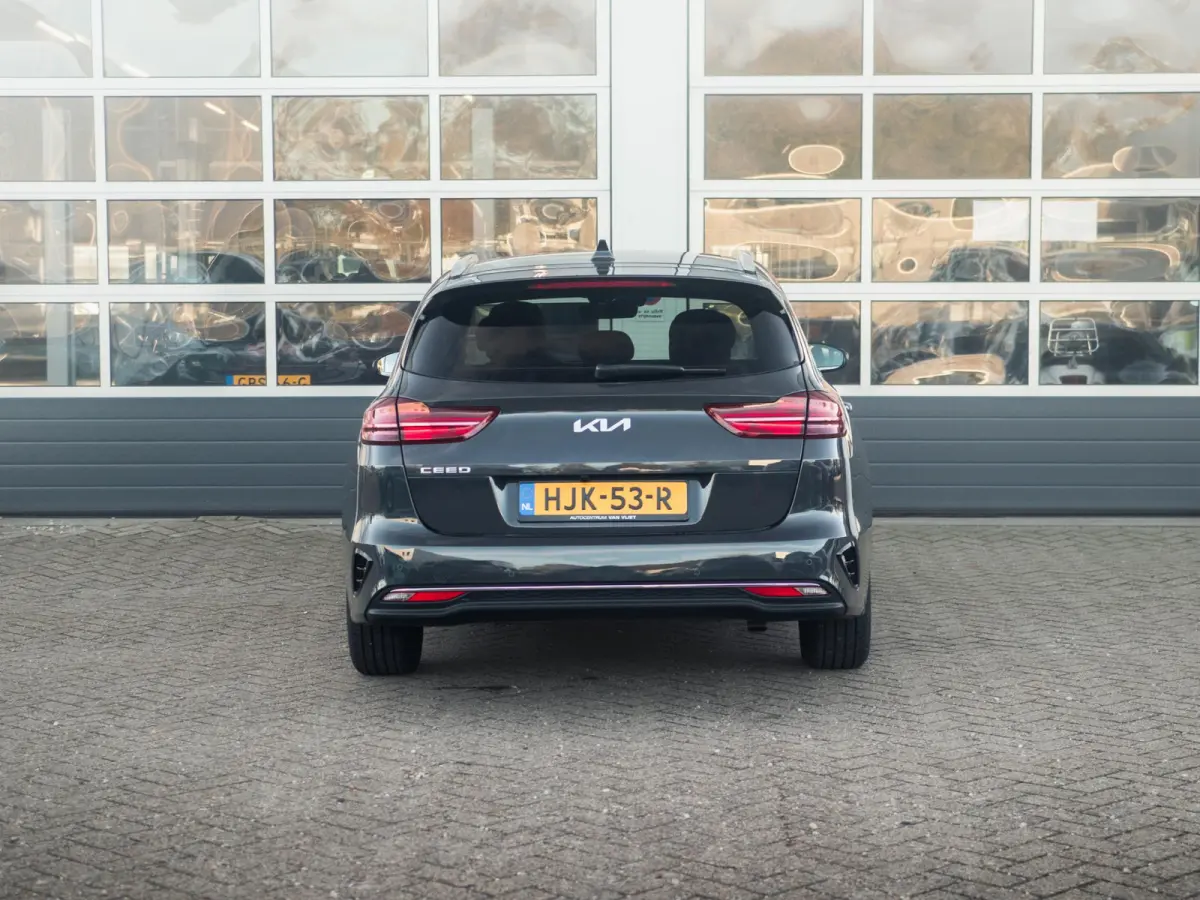 1.0 T-GDi Design Edition l Navigatie l Stoel en stuurwielverwarming l EL. kofferklep l JBL premium Sound
