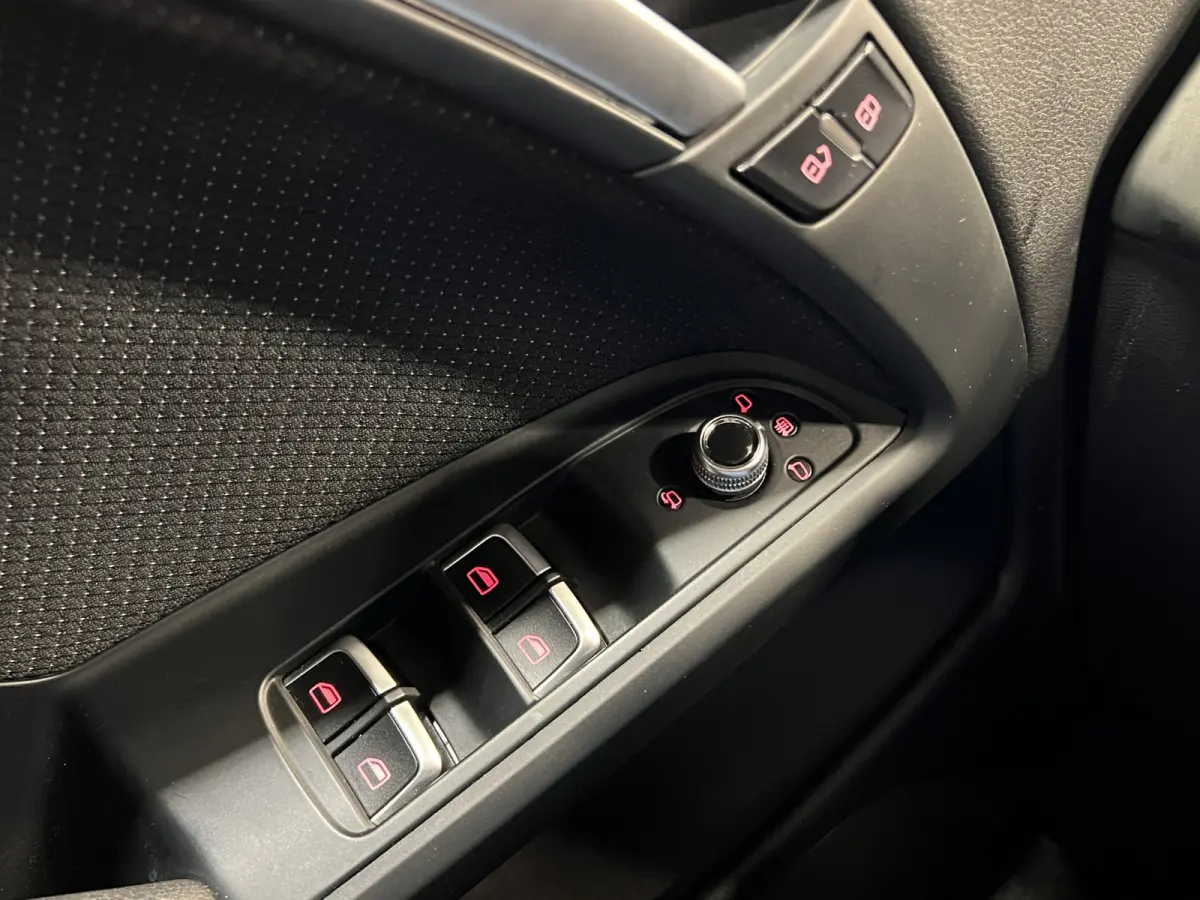 1.8 TFSI Sport Edition Open Days | 3x S-Line | Sinds Import van 1ste eigenaar in NL | Stoelverwarming | LMV 18'' | Navigatie |