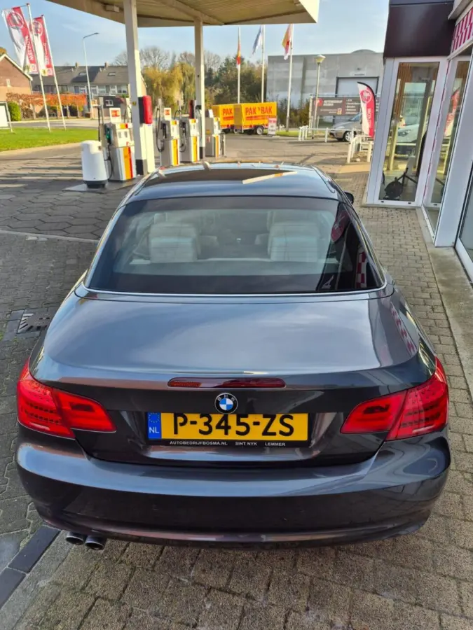 325i Exclusive