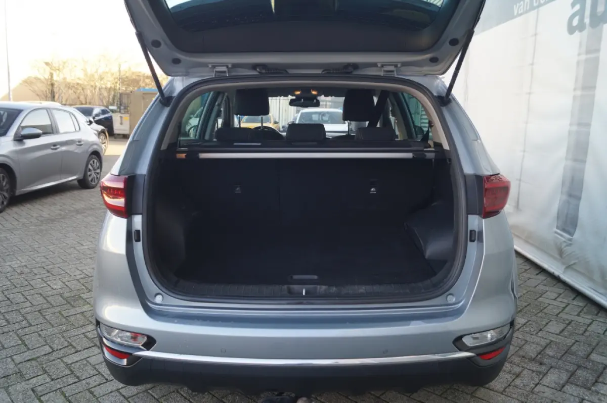 1.6 CRDi 136pk MHEV DynamicLine -NAVI-ECC-CAM-