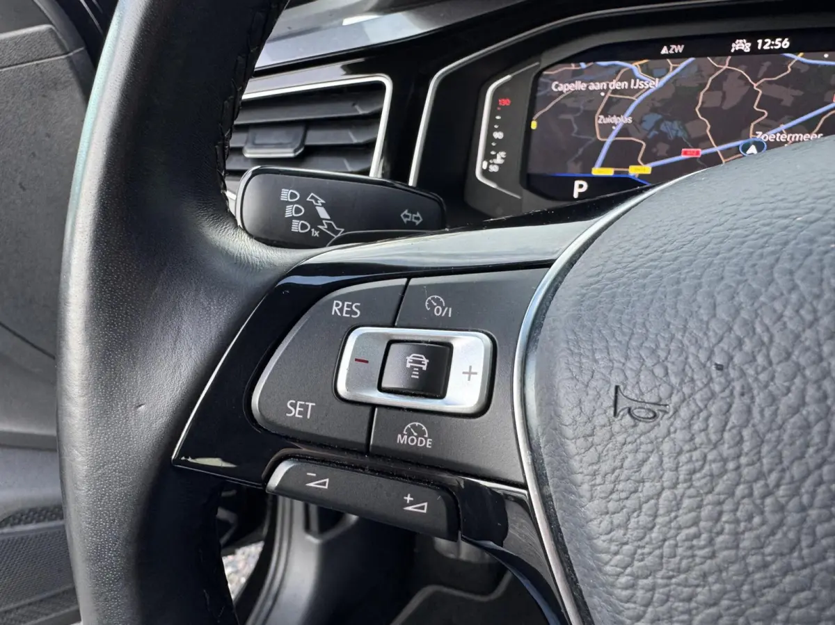 1.0 TSI 110pk R-Line DSG ACC Virtuele CockpitCarPlay Camera Leder LED Stlvw Garantie