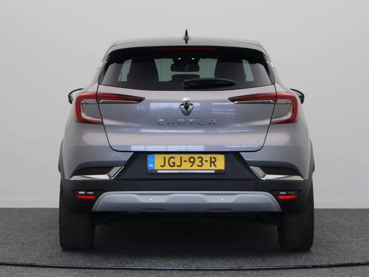 TCe 90pk Techno | Achteruitrijcamera | Navigatie | Parkeersensoren voor/achter | Climate control |