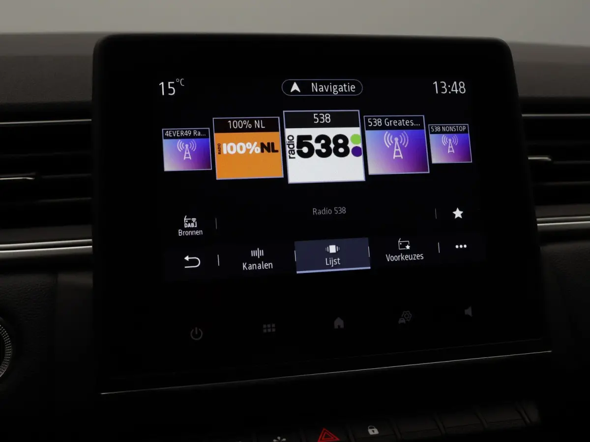 TCe 90pk Techno | Achteruitrijcamera | Navigatie | Parkeersensoren voor/achter | Climate control |