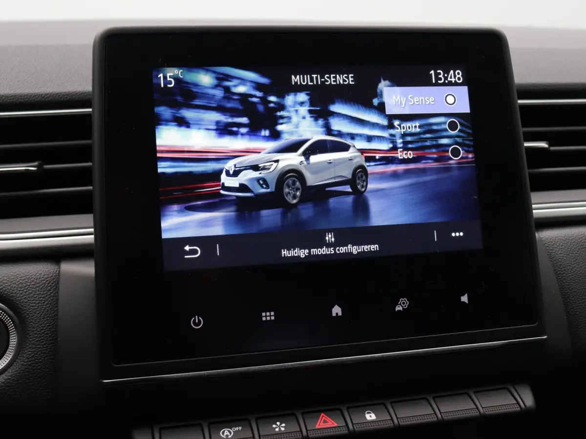 TCe 90pk Techno | Achteruitrijcamera | Navigatie | Parkeersensoren voor/achter | Climate control |