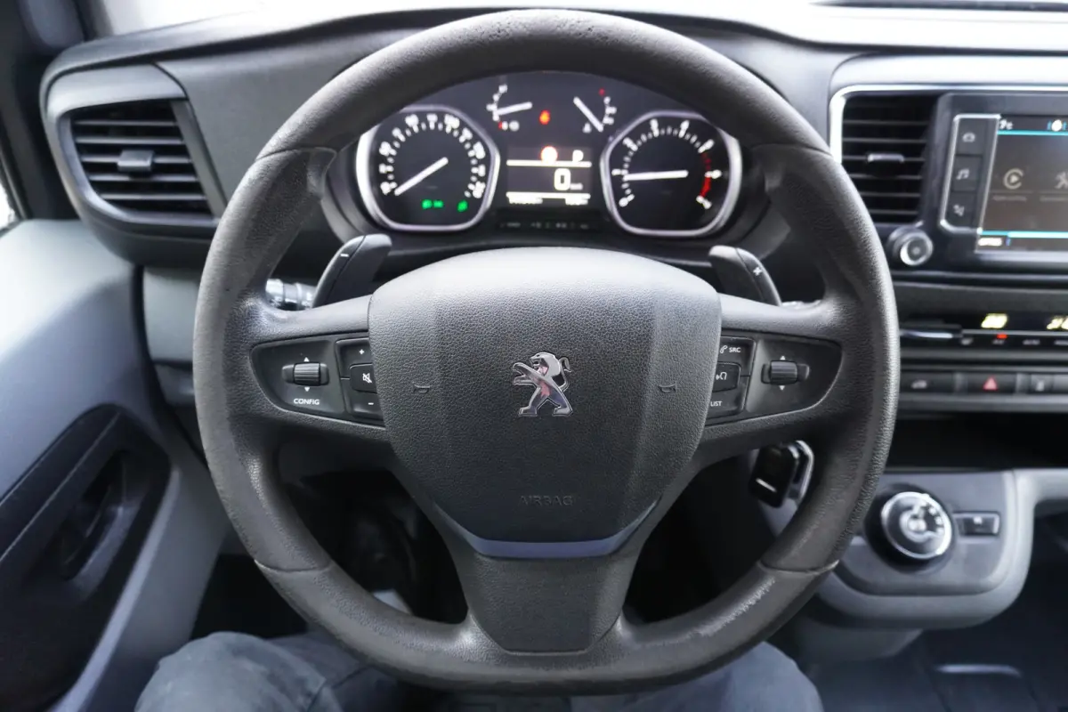 227S 2.0 BlueHDI 180 Premium Pack Automaat Nr. V101 | Airco | Cruise | Navi | Camera