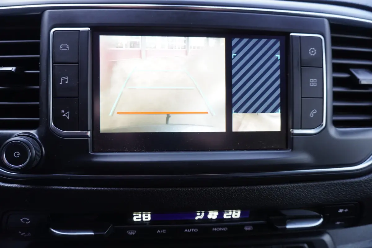 227S 2.0 BlueHDI 180 Premium Pack Automaat Nr. V101 | Airco | Cruise | Navi | Camera
