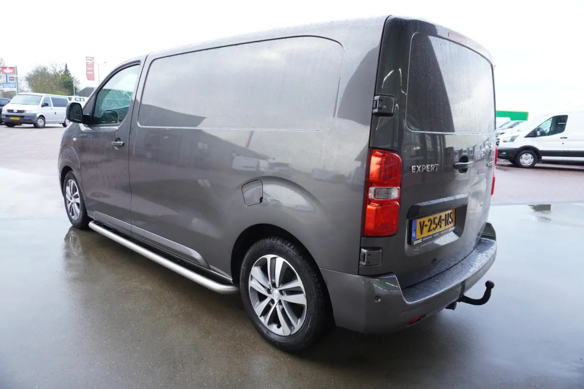 227S 2.0 BlueHDI 180 Premium Pack Automaat Nr. V101 | Airco | Cruise | Navi | Camera