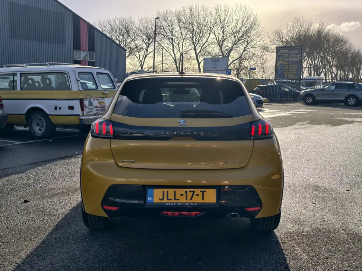 1.2 PureTech GT-Line / AUTOMAAT / LAGE KM / FULL OPTION /
