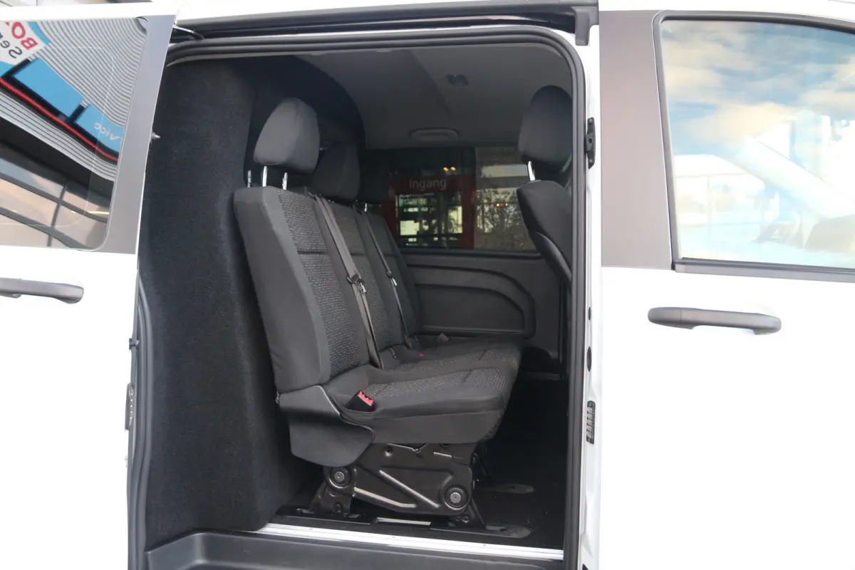 190PK CDI | Aut. | DC | L2H1 | Navi | Cruise | Airco..