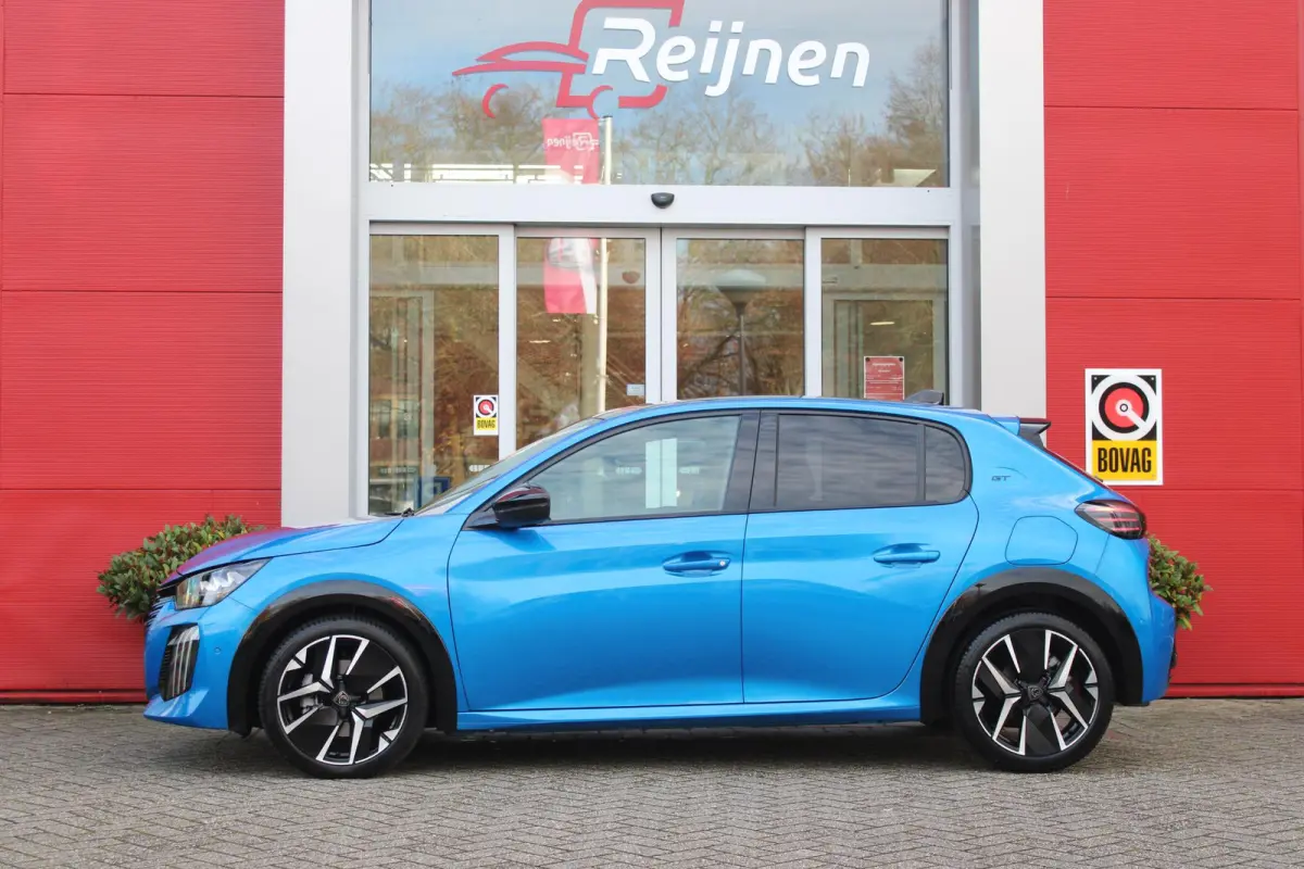 1.2 100PK GT | PANORAMA DAK | KEYLESS ENTRY/START | DRAADLOZE APPLE CARPLAY/ANDROID AUTO | CAMERA VOOR + ACHTER | DRAADLOZE TELEFOONLADER | 17" LICHTEMTALEN VELGEN | FULL LED KOPLAMPEN | DOD