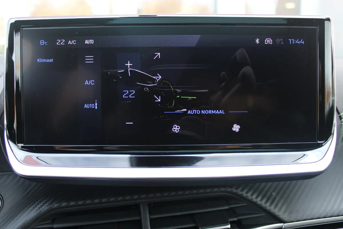 1.2 100PK GT | PANORAMA DAK | KEYLESS ENTRY/START | DRAADLOZE APPLE CARPLAY/ANDROID AUTO | CAMERA VOOR + ACHTER | DRAADLOZE TELEFOONLADER | 17" LICHTEMTALEN VELGEN | FULL LED KOPLAMPEN | DOD