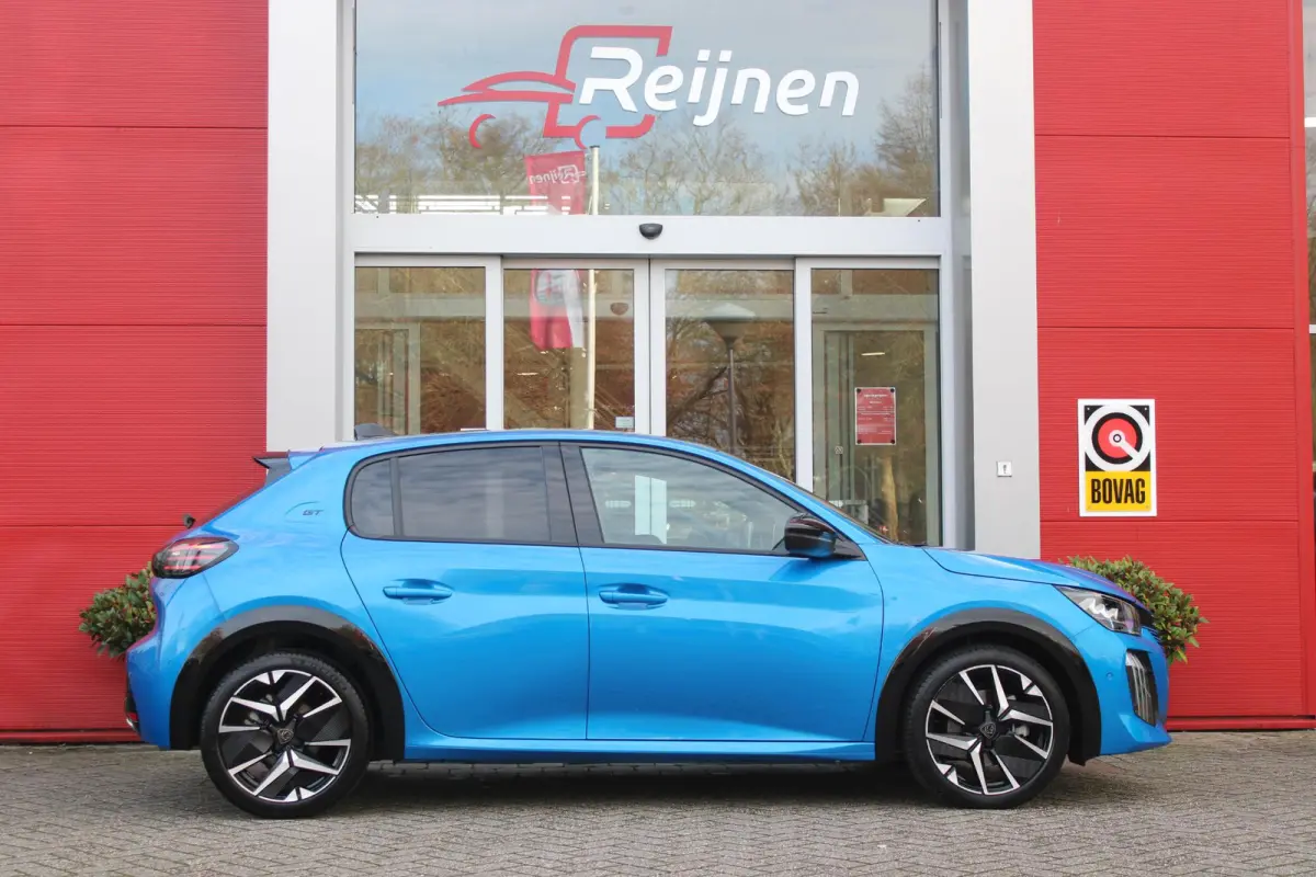 1.2 100PK GT | PANORAMA DAK | KEYLESS ENTRY/START | DRAADLOZE APPLE CARPLAY/ANDROID AUTO | CAMERA VOOR + ACHTER | DRAADLOZE TELEFOONLADER | 17" LICHTEMTALEN VELGEN | FULL LED KOPLAMPEN | DOD