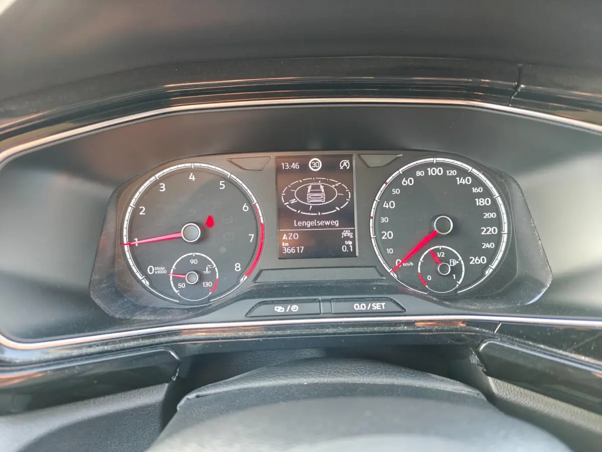 1.0 TSI Style | Org. NL | LED verlichting | Carplay | Navigatie | Dealer onderhouden