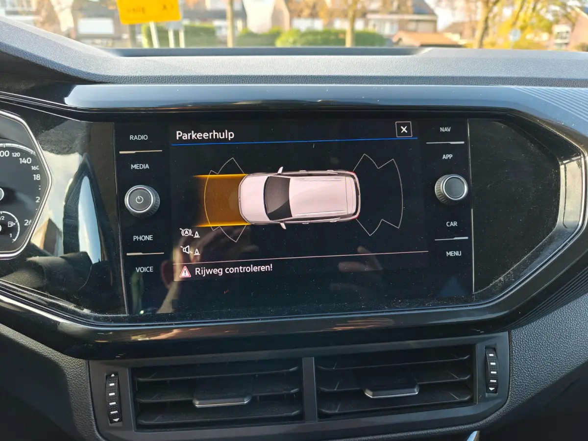1.0 TSI Style | Org. NL | LED verlichting | Carplay | Navigatie | Dealer onderhouden