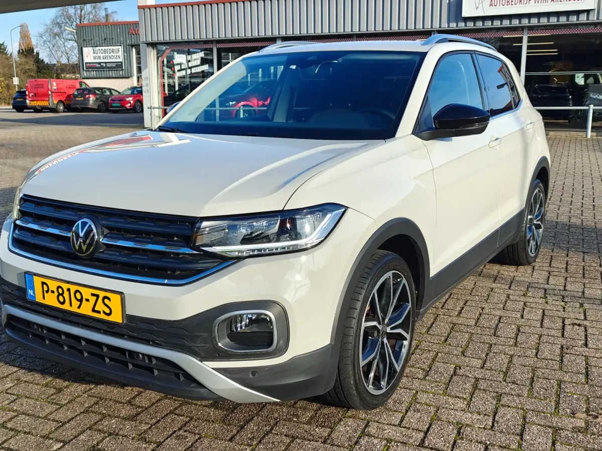 1.0 TSI Style | Org. NL | LED verlichting | Carplay | Navigatie | Dealer onderhouden