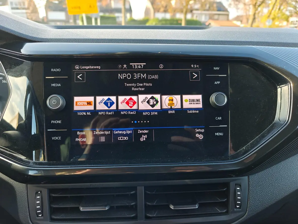 1.0 TSI Style | Org. NL | LED verlichting | Carplay | Navigatie | Dealer onderhouden