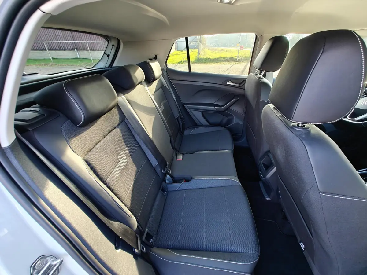 1.0 TSI Style | Org. NL | LED verlichting | Carplay | Navigatie | Dealer onderhouden