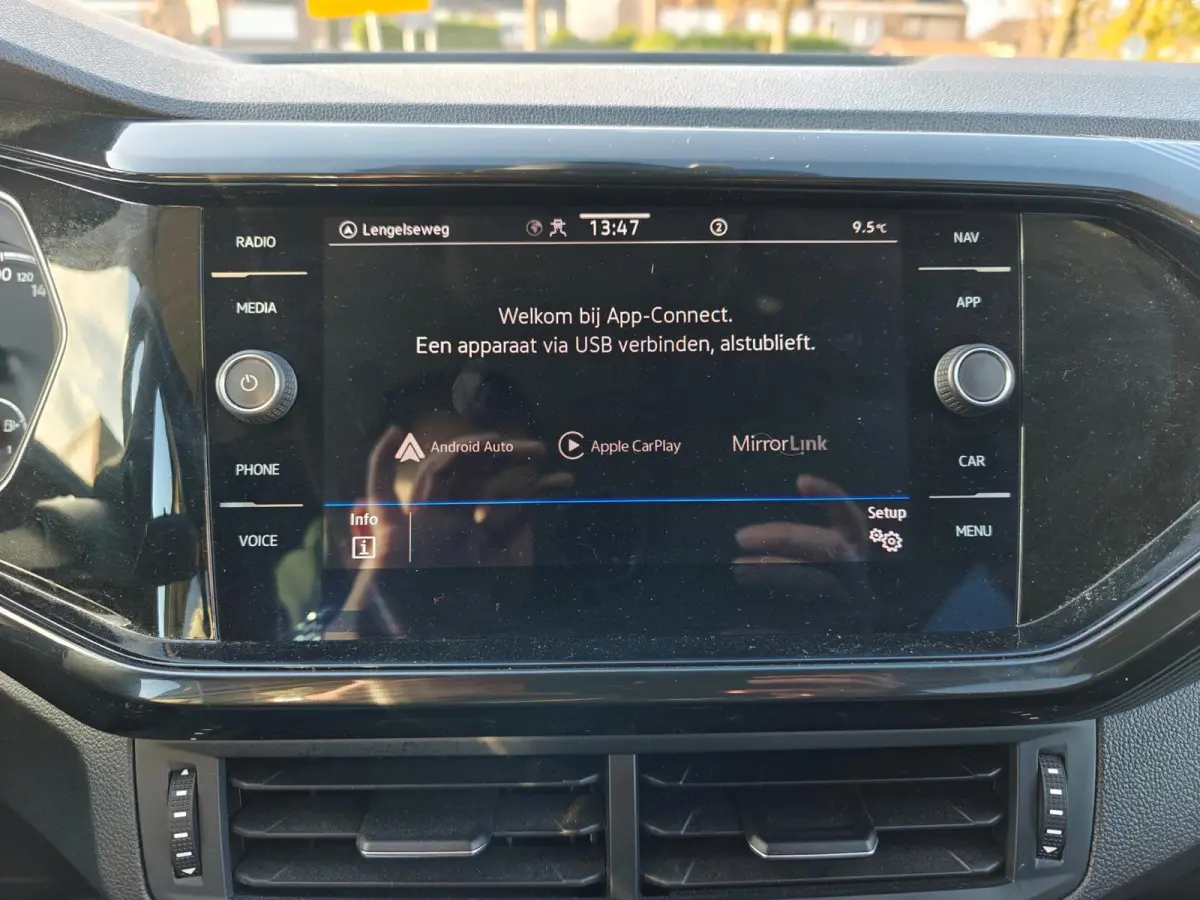 1.0 TSI Style | Org. NL | LED verlichting | Carplay | Navigatie | Dealer onderhouden