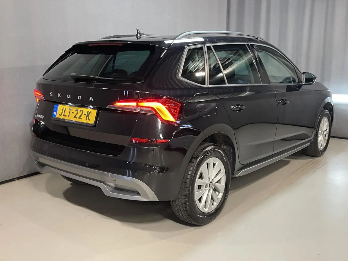1.0 TSI Business Edition 16"/ Stoel + stuurverwarming/Keyless/Camera/Apple Carplay & Android Auto/PDC v+a/Climate