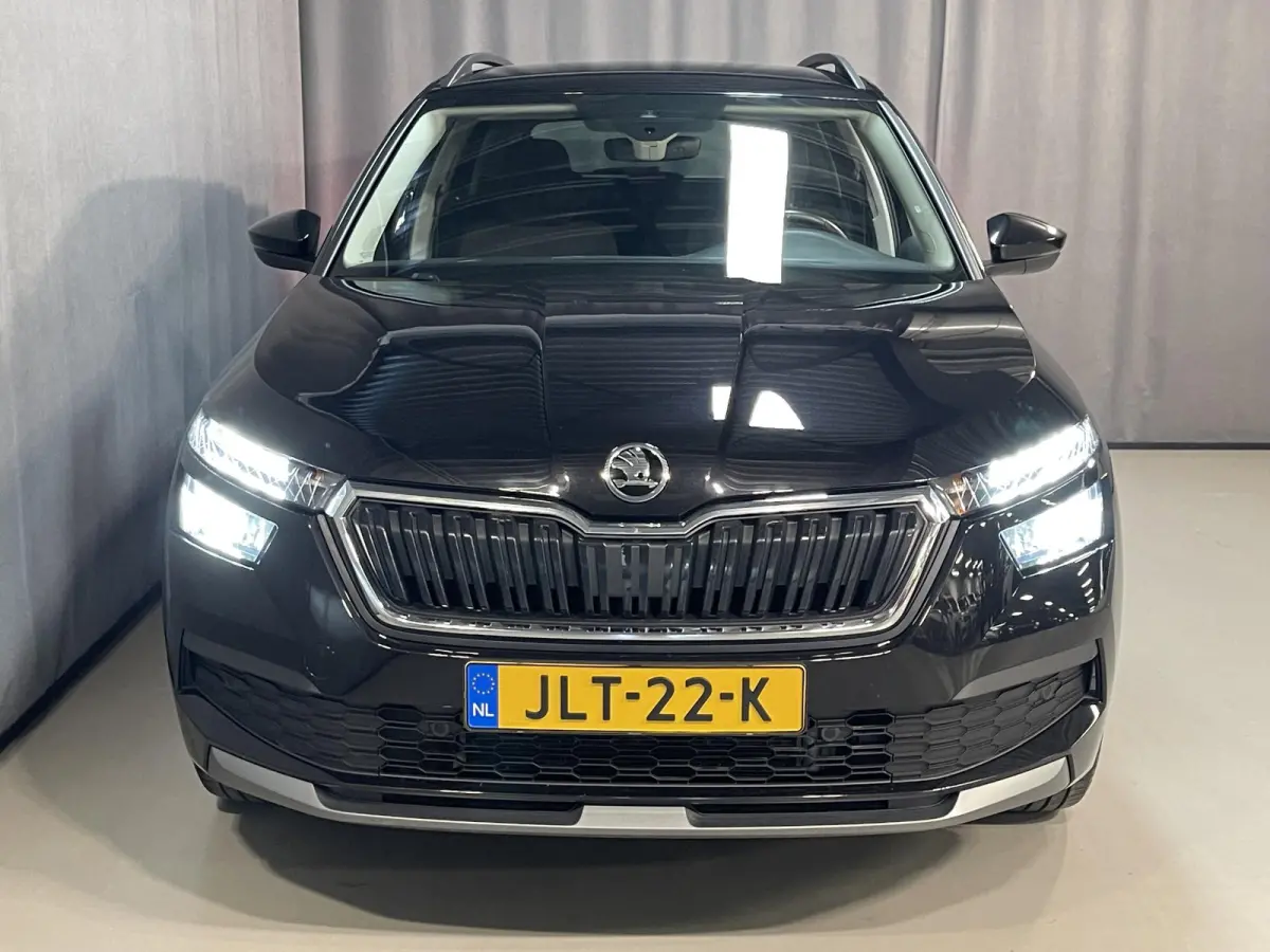 1.0 TSI Business Edition 16"/ Stoel + stuurverwarming/Keyless/Camera/Apple Carplay & Android Auto/PDC v+a/Climate