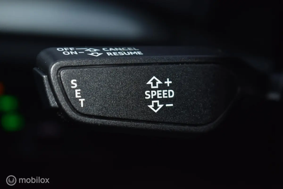2.0 TFSI quattro S-Line Pano Virtual Leder/Alcantara Stoelverwarming 18" LMV Zeer mooi!