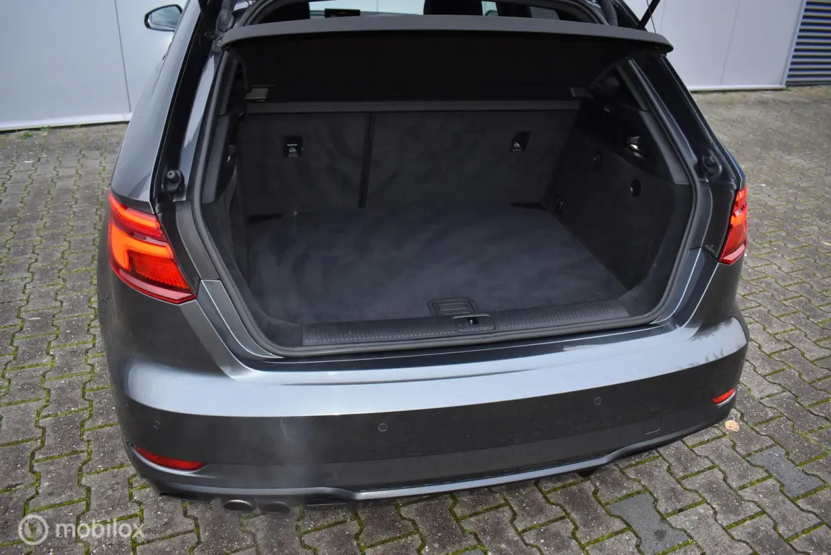 2.0 TFSI quattro S-Line Pano Virtual Leder/Alcantara Stoelverwarming 18" LMV Zeer mooi!