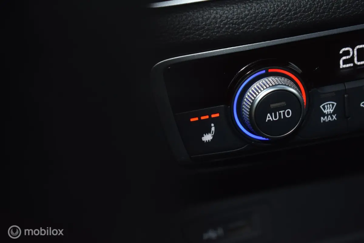 2.0 TFSI quattro S-Line Pano Virtual Leder/Alcantara Stoelverwarming 18" LMV Zeer mooi!