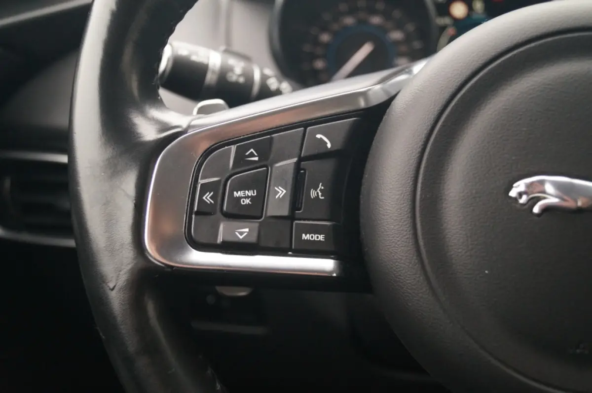 2.0d 180pk Automaat AWD R-Sport Business Pack