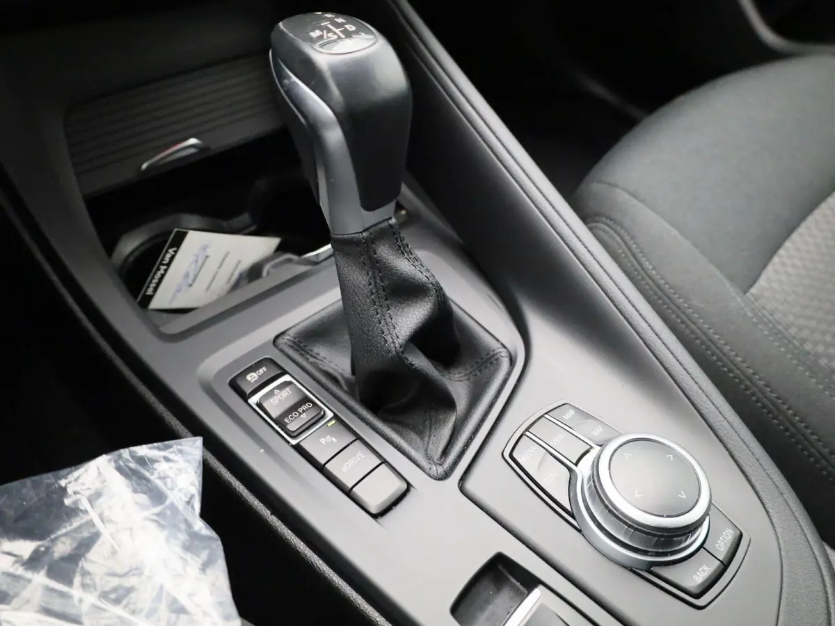 xDrive25e Executive | Automaat | Camera | Navigatie | Climate Control |