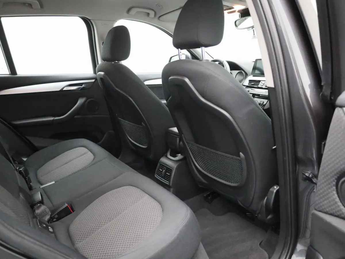 xDrive25e Executive | Automaat | Camera | Navigatie | Climate Control |