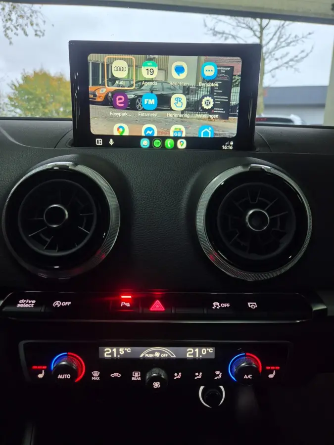 3x 1e eig. S Line Edition Massage Android CarPlay Apple Virtual dash Adaptieve Cruise Line Assist Navi NAP 1.5 TFSI Sport