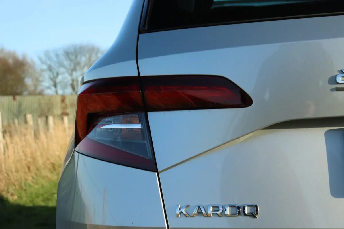 1.5 TSI / 150 PK / DSG / Sportline / Panorama / Virtual Cockpit / Camera / Cruise Control / 18"!